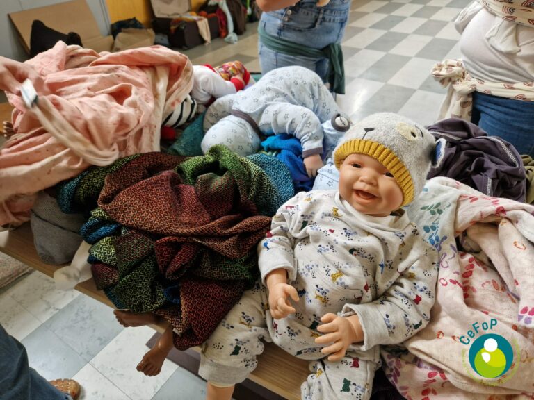 poupon lesté formation au portage des bébés en crèche