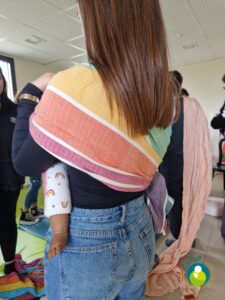 formation au portage des bébés en crèche nièvre